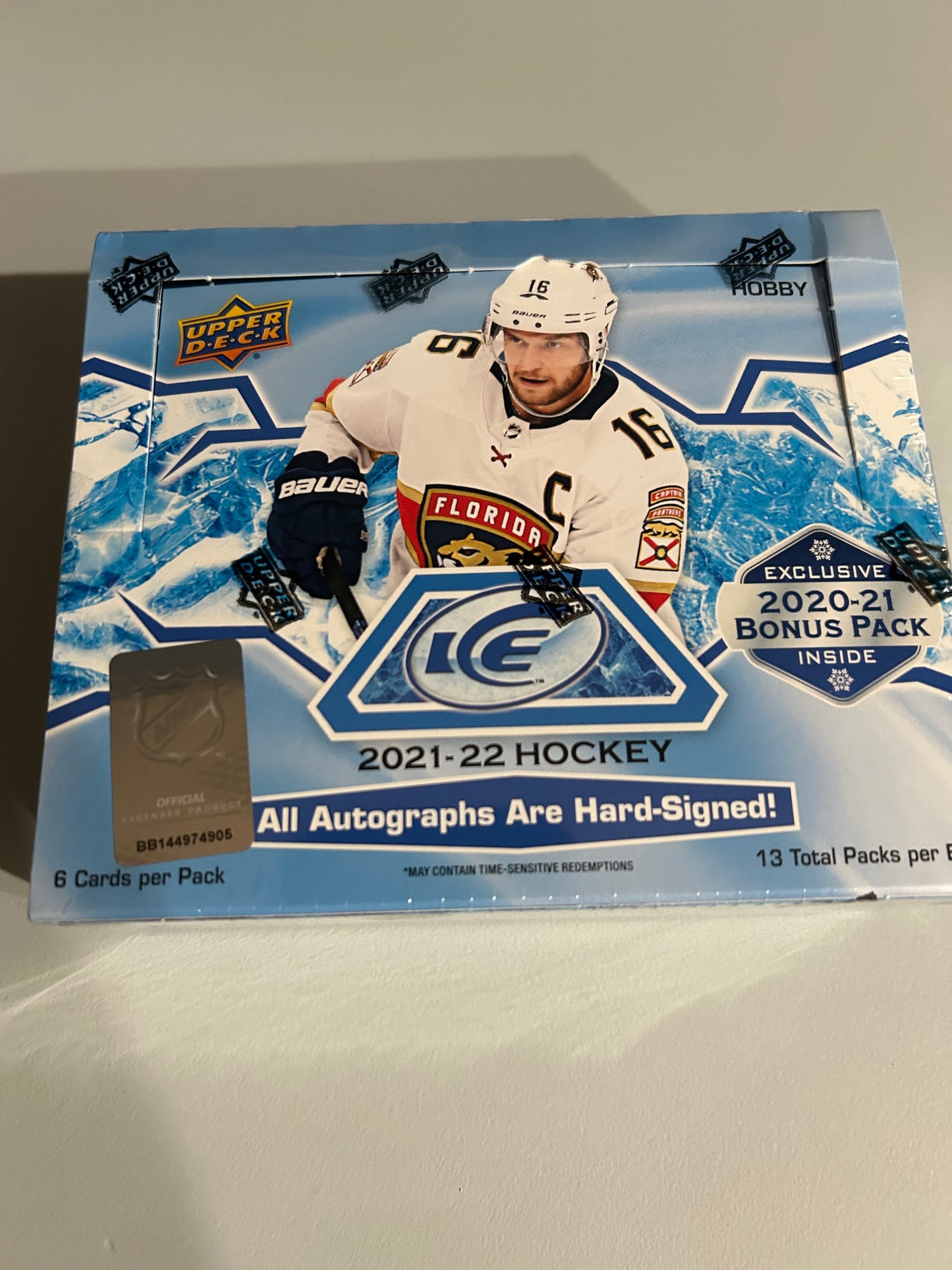 2021/22 Upper Deck Ice Hockey Hobby Box
