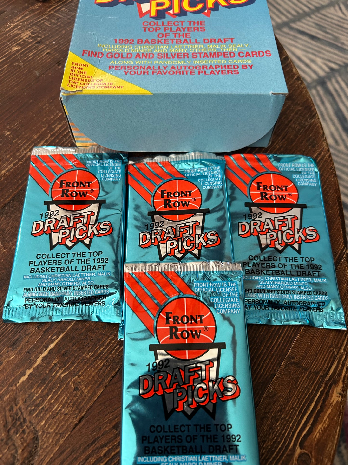 1992/93 Front Row Draft Picks Basketball Pack. ( 4 Pack Lot)