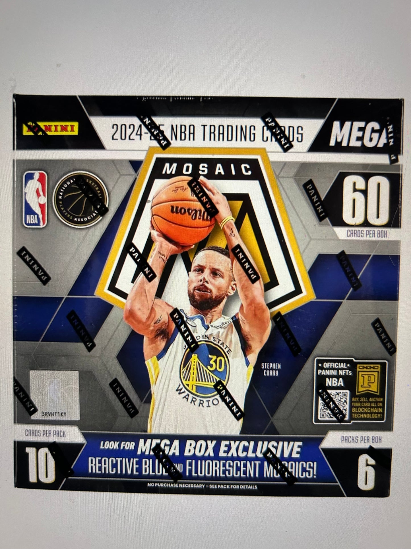 2024/25 Panini Mosaic Basketball Mega Box (Reactive Blue!)