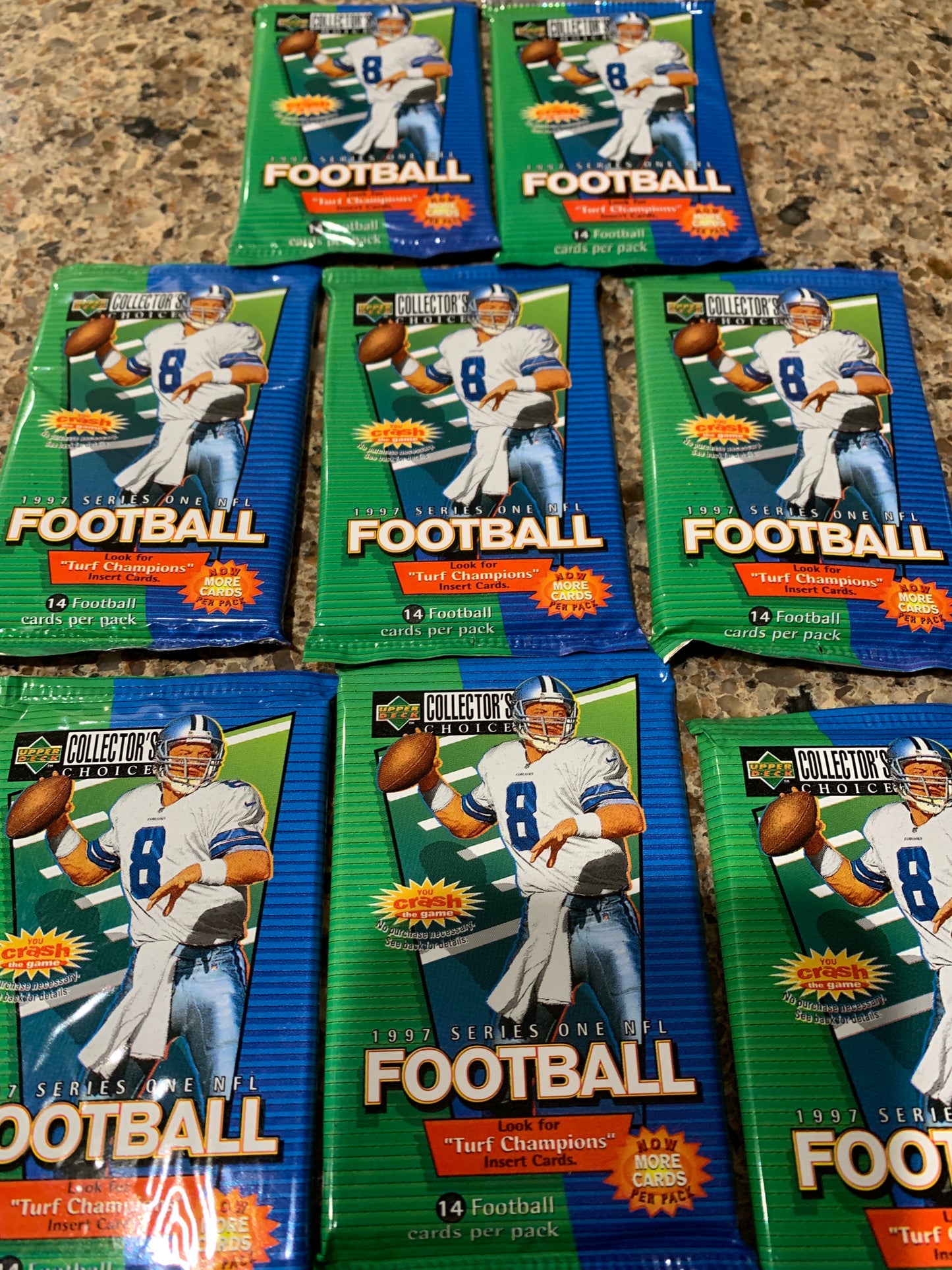 1997 Upper Deck Collector's Choice Series 1 Football Hobby Pack