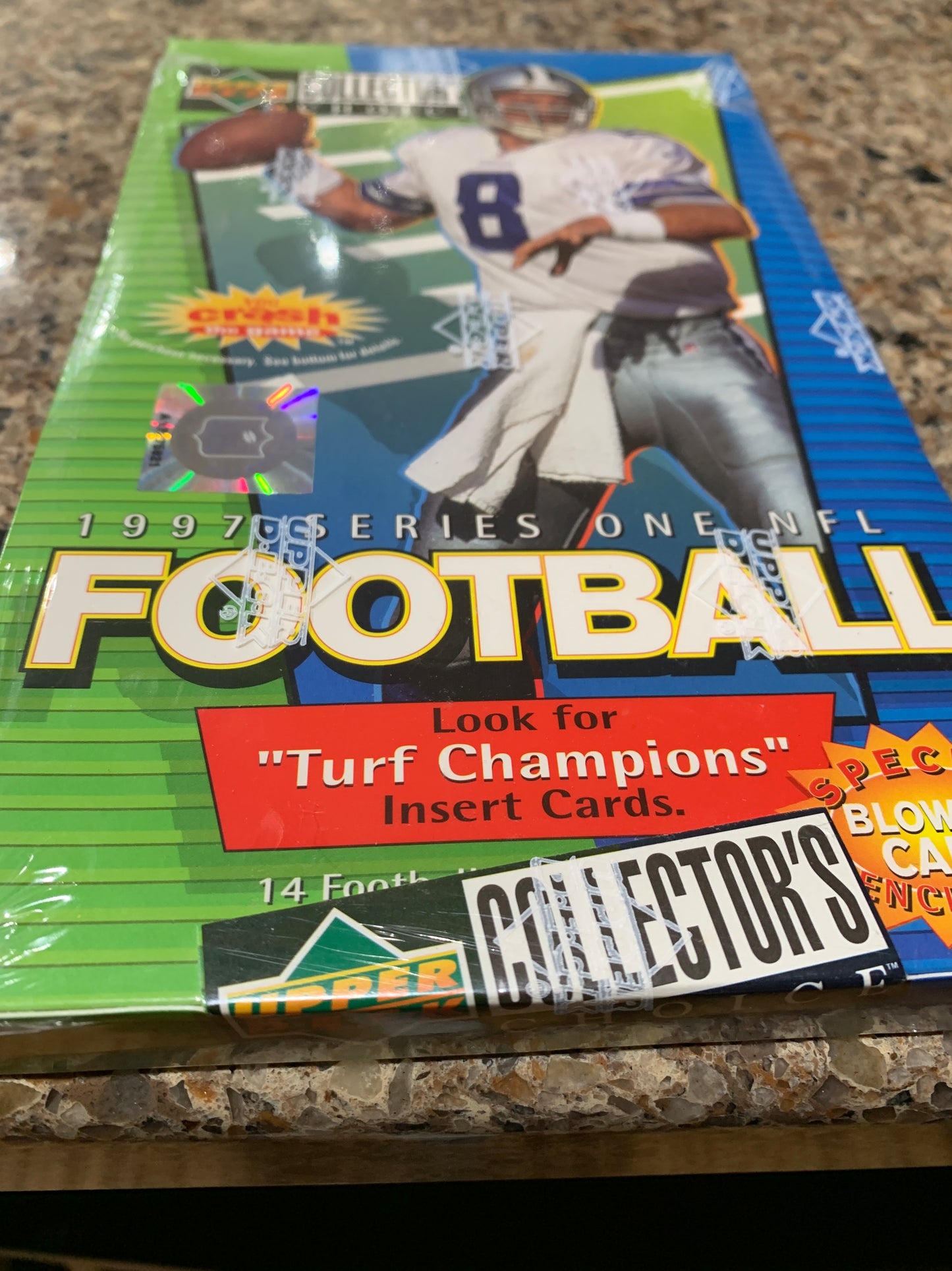 1997 Upper Deck Collector's Choice Series 1 Football Hobby Thin Box