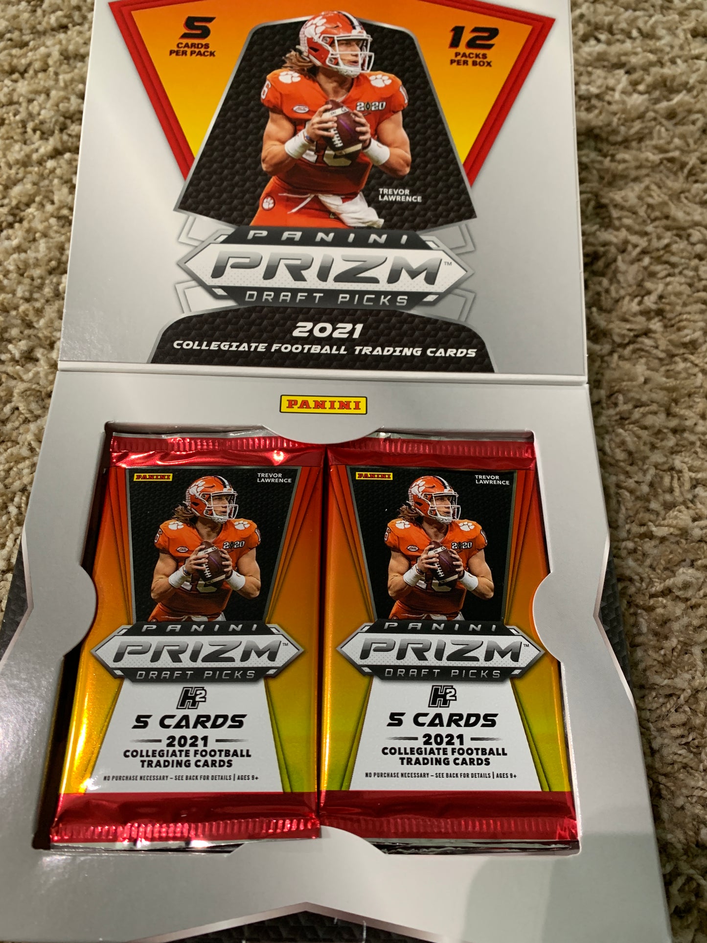 2021 Panini Prizm Draft Picks H2 Single Pack . With a Chance to pull 1 auto or silver prizm Lawrence,Lance,Jones, Chase Rookies
