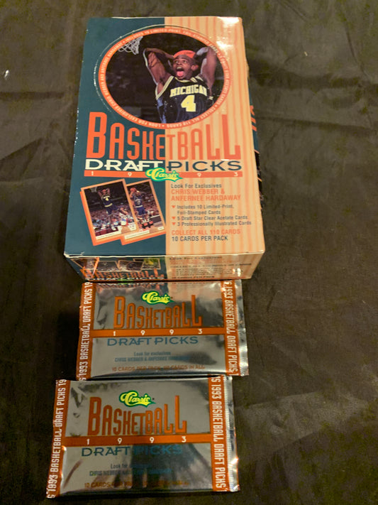 1993 Classic Draft Picks Basketball Pack. ( 1 Pack Lot ). Look For RC Weber, Hardaway, Baker, Mashburn.