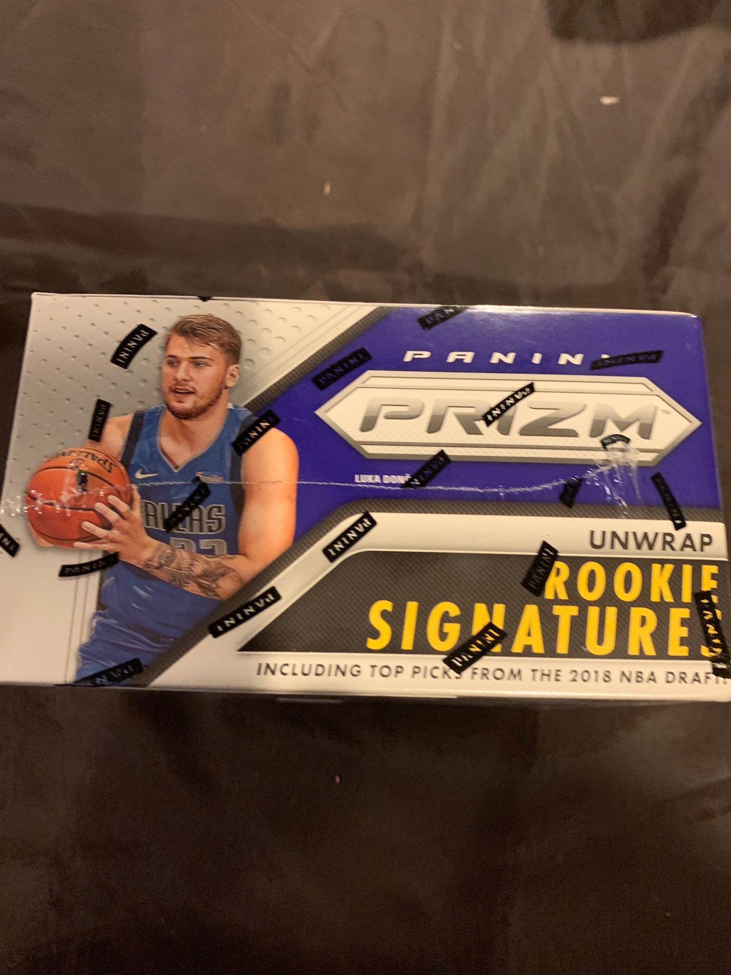 2018-19 Panini Prizm Basketball Sealed Trading Card 12-Pack Hobby Box