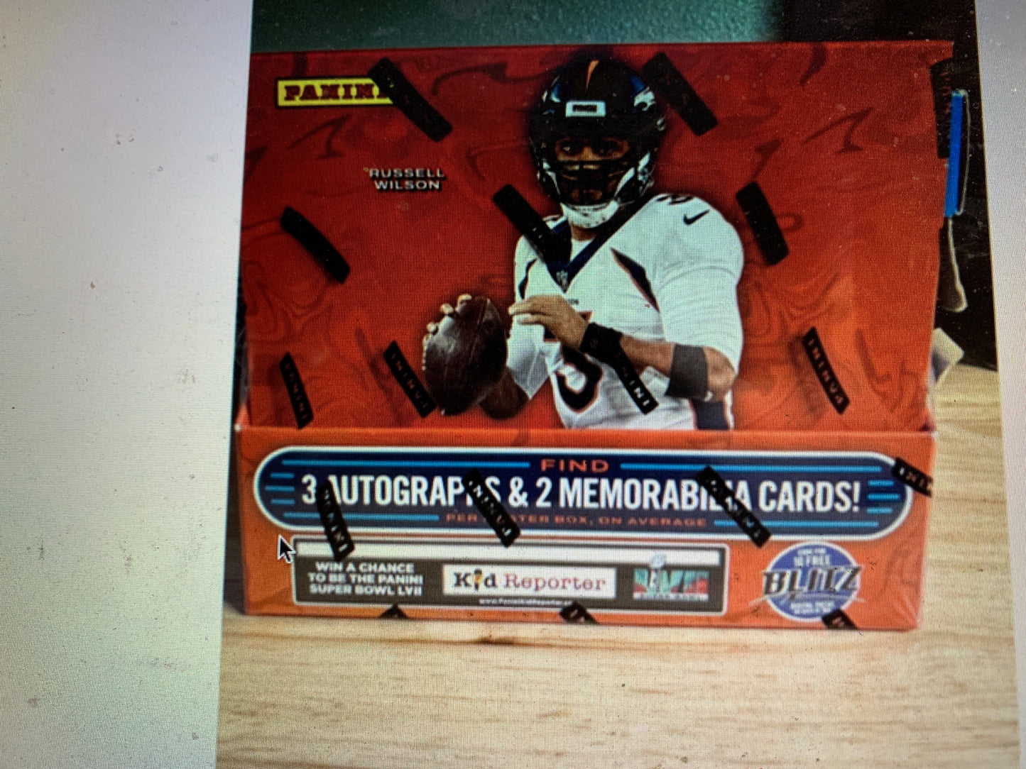 2022 Panini Absolute Football Hobby Box
