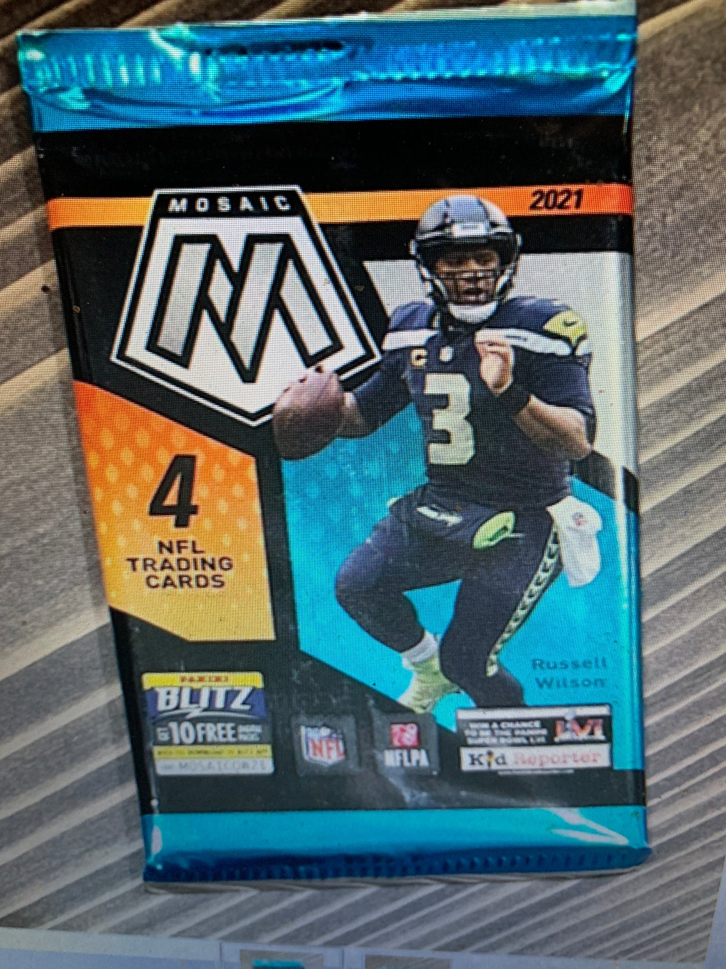 2021 PANINI NFL MOSAIC ONE 4 CARD PACK FROM A BLASTER BOX