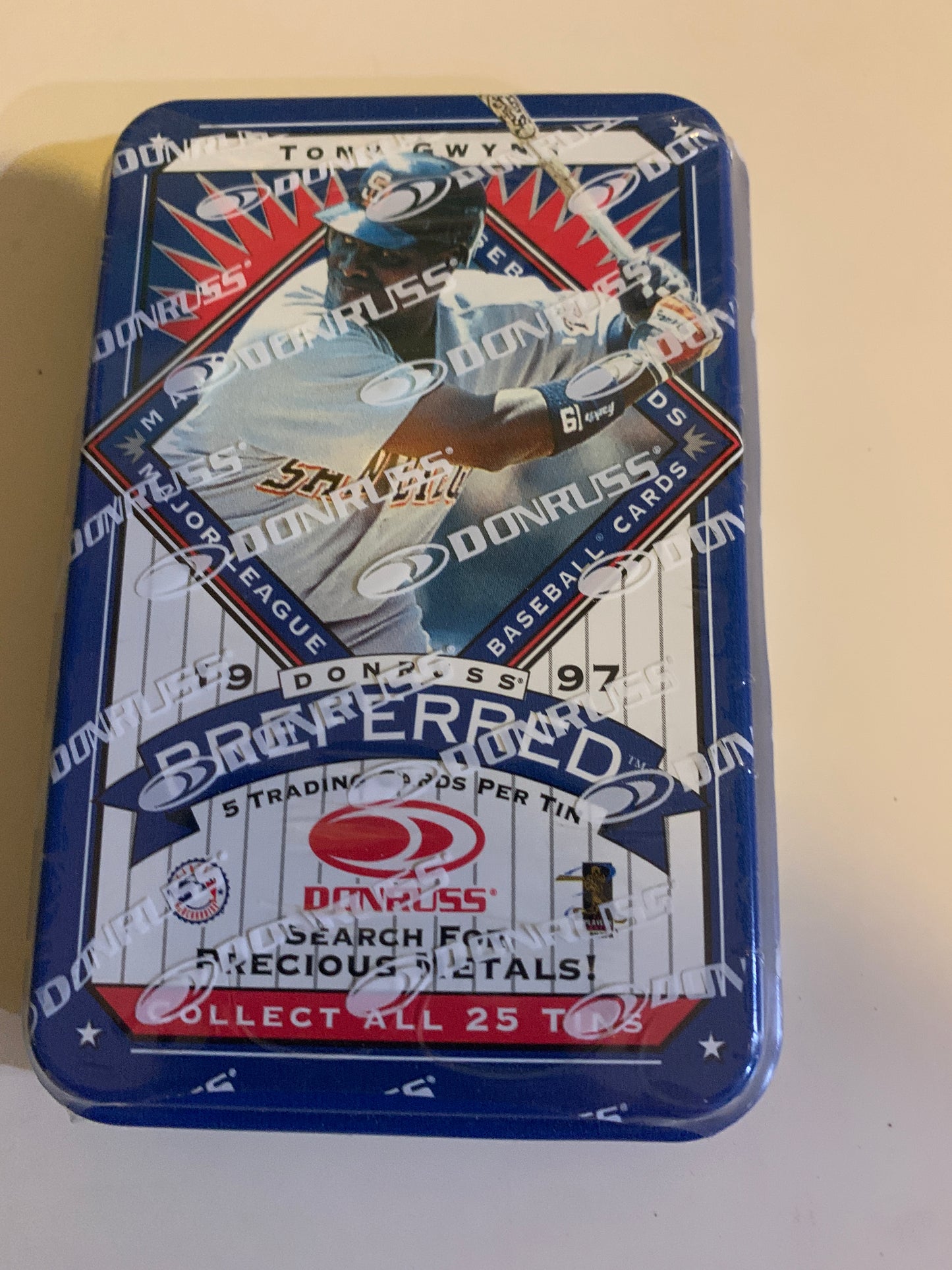 1997 Donruss Preferred Tony Gwynn -Donruss Tin. Original sealed Tin Rare Finds