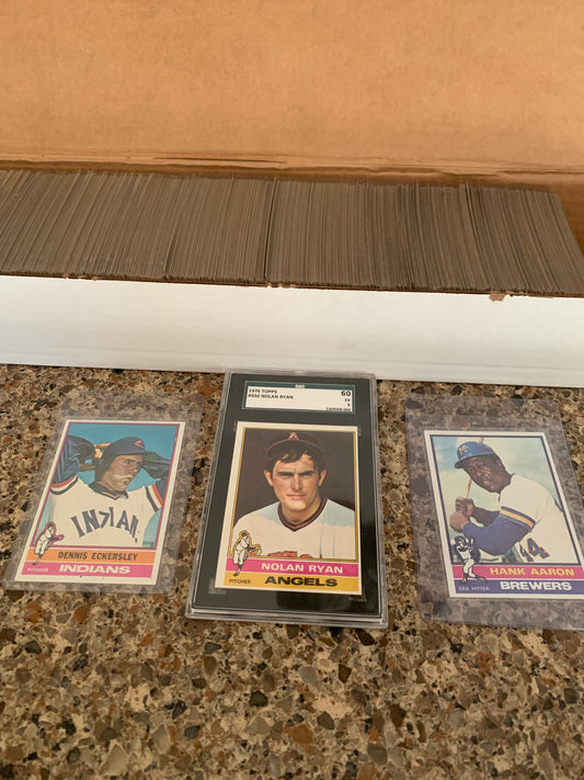1976 Topps Baseball 660-Card Complete Set-EX+ Condition