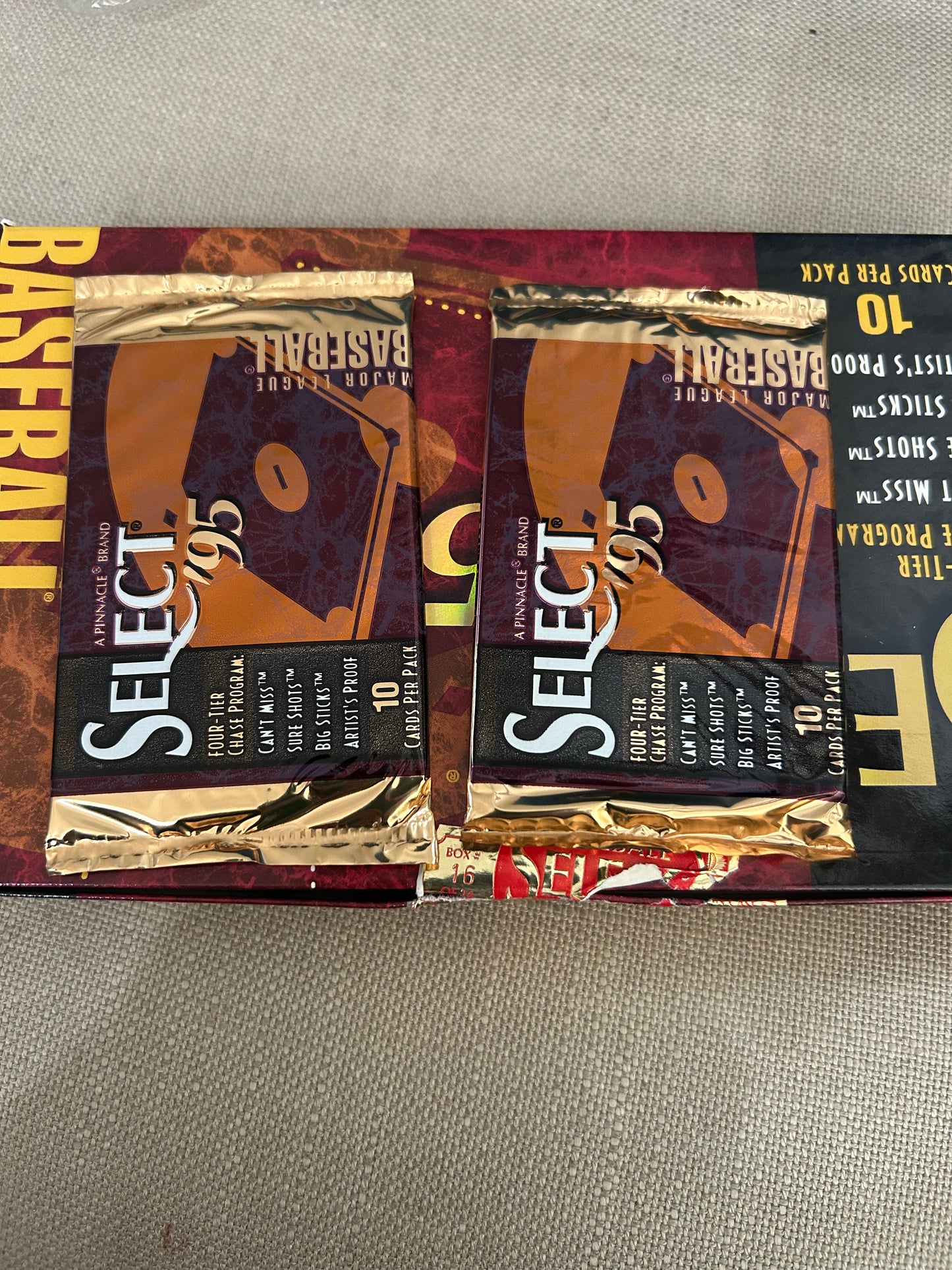 1995 Pinnacle Select Baseball Hobby Pack. ( 2 Pack Lot).