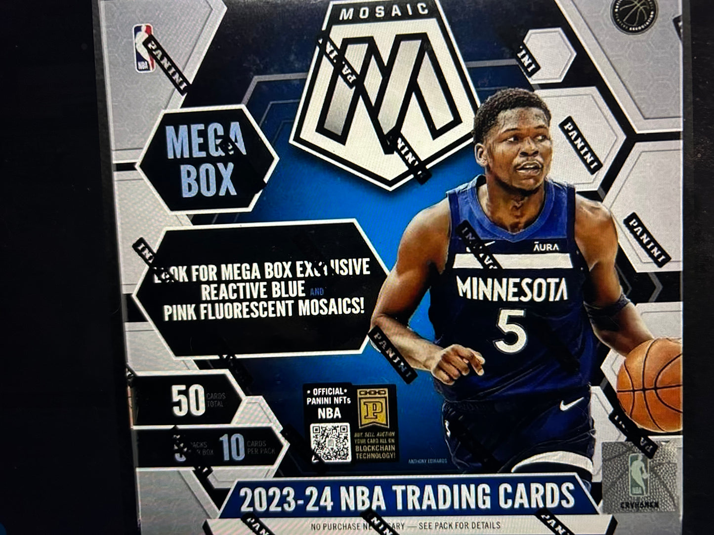 2023/24 Panini Mosaic Basketball Mega Box (Blue & Pink Mosaics!)