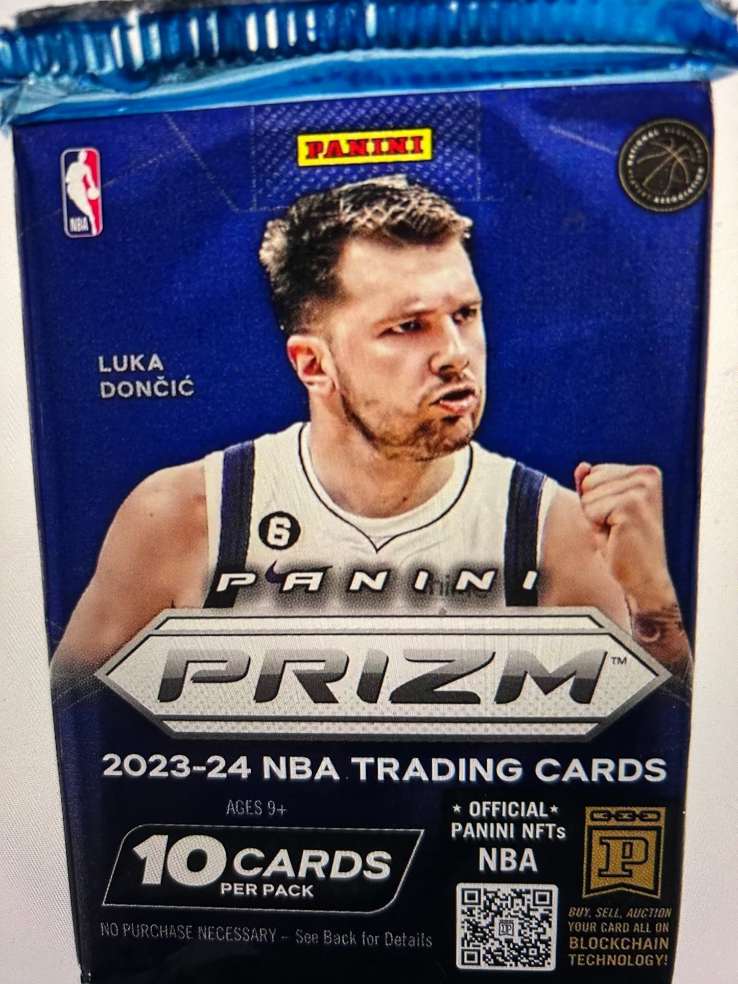 2023/24 Panini Prizm Basketball Mega Pack. (Red Ice Prizms) ( 1 Pack Lot).