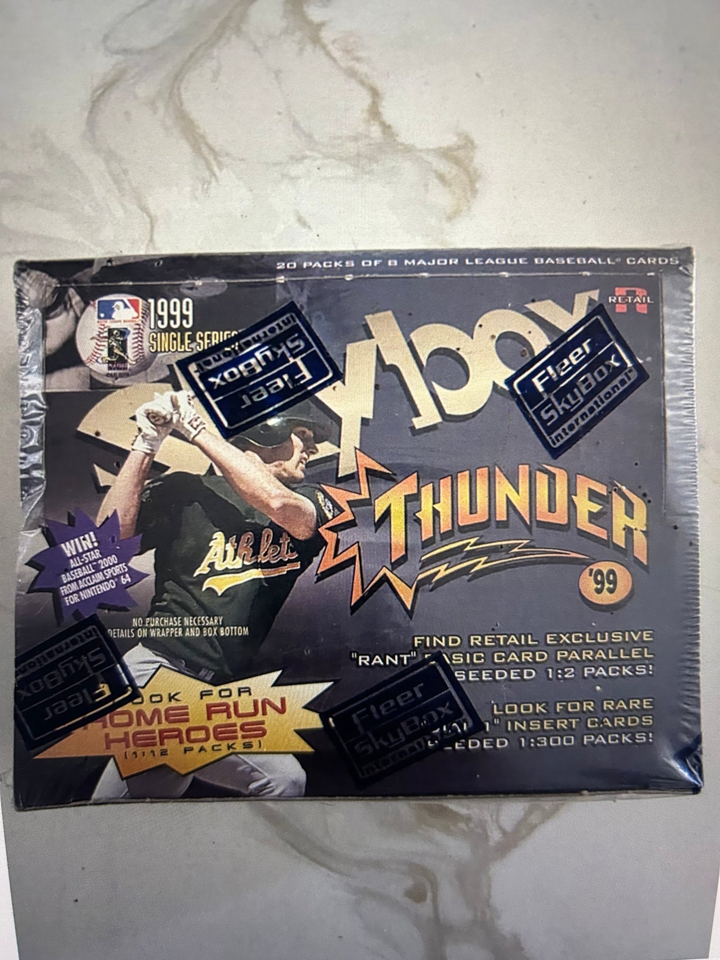 1999 Skybox Thunder Baseball Hobby Box Vintage Very Rare.