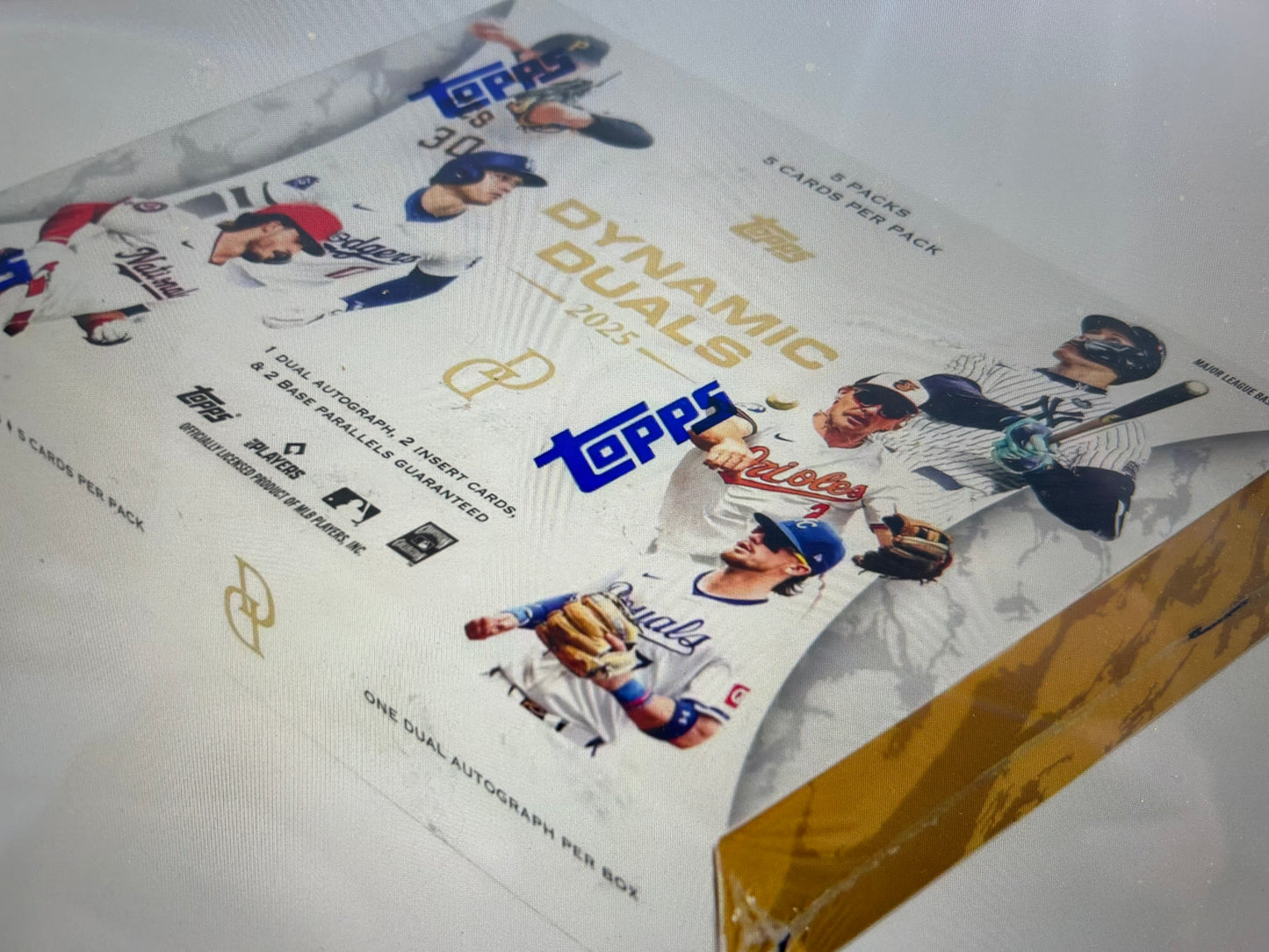 2025 Topps Dynamic Duals Baseball Hobby Box