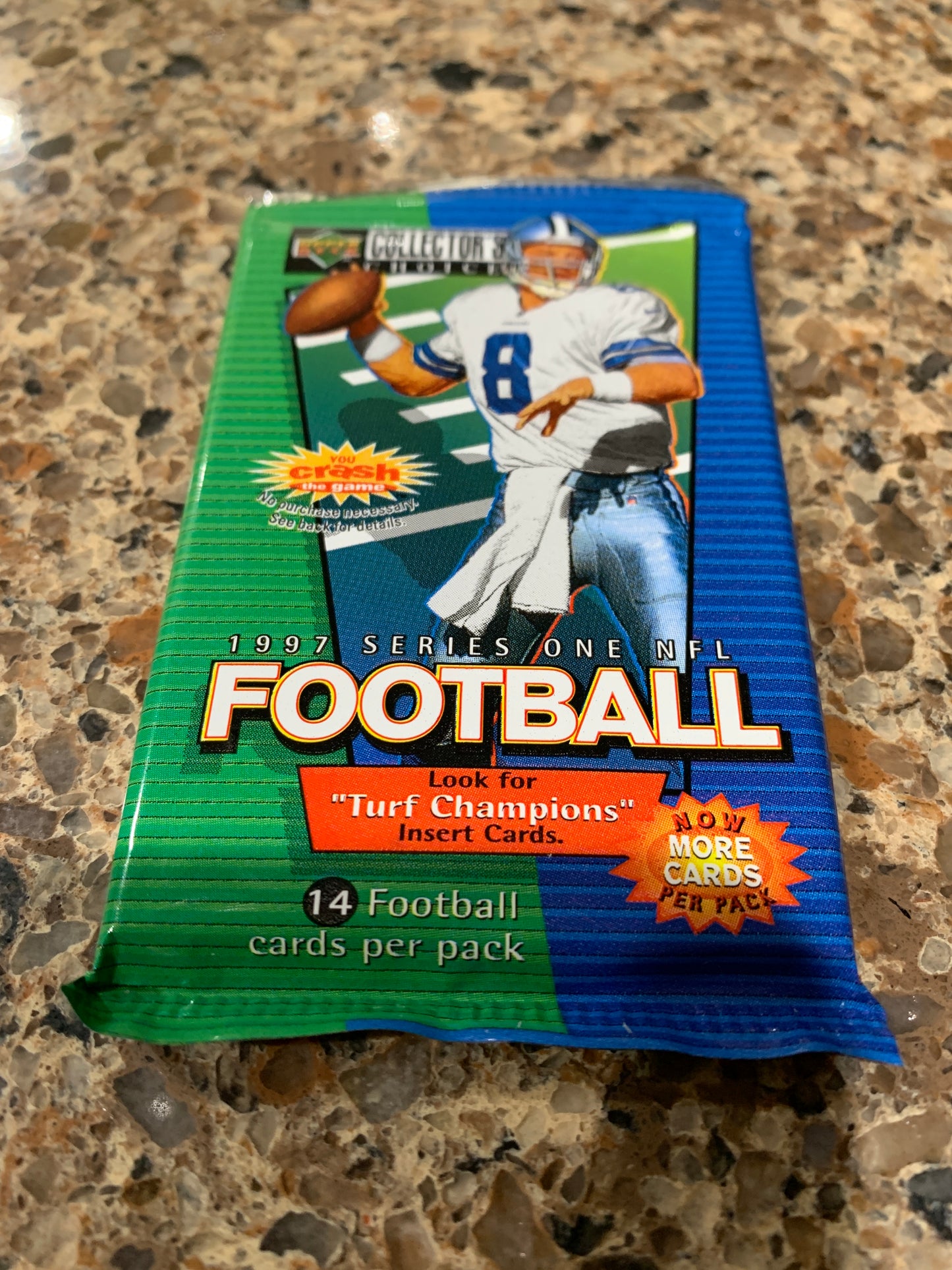 1997 Upper Deck Collector's Choice Series 1 Football Hobby Pack