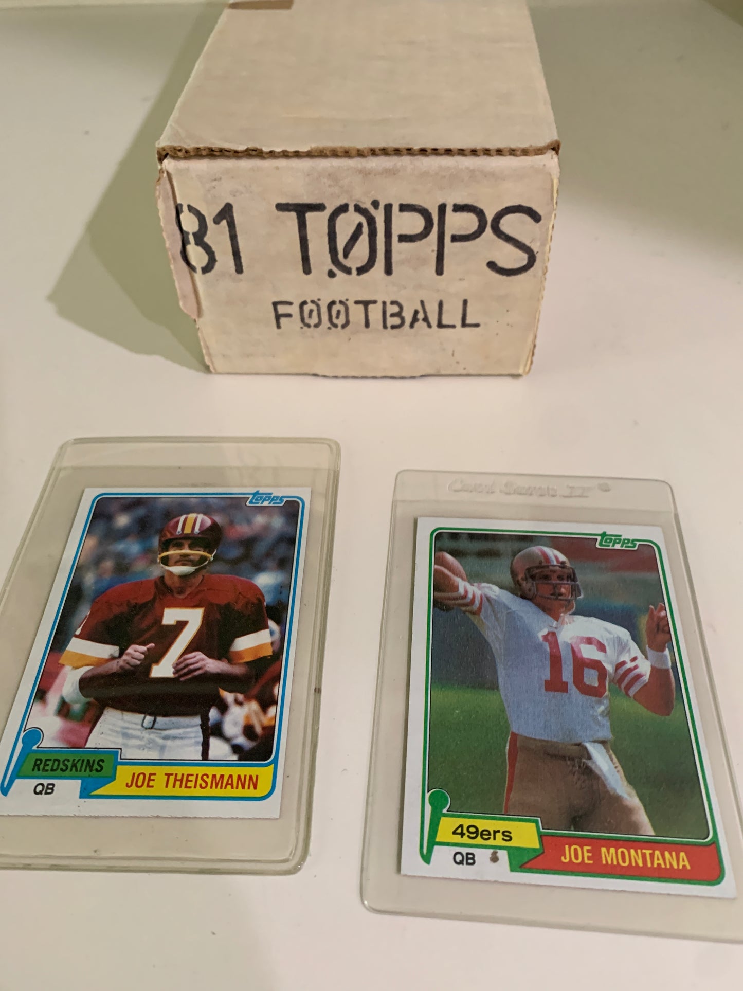 1981 Topps Football Card Complete Set (1-528) Montana Rookie