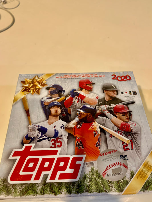 2020 Topps Holiday Baseball Mega Box Cards retail exclusive