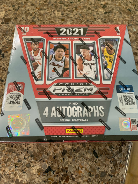 2021 Panini Prizm Basketball Draft Picks Hobby Box. 4 Autographs per box.