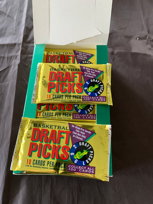 1992 Classic Basketball Draft Picks 10 Cards Pack Sealed Single Pack For Sale. Shaq RC