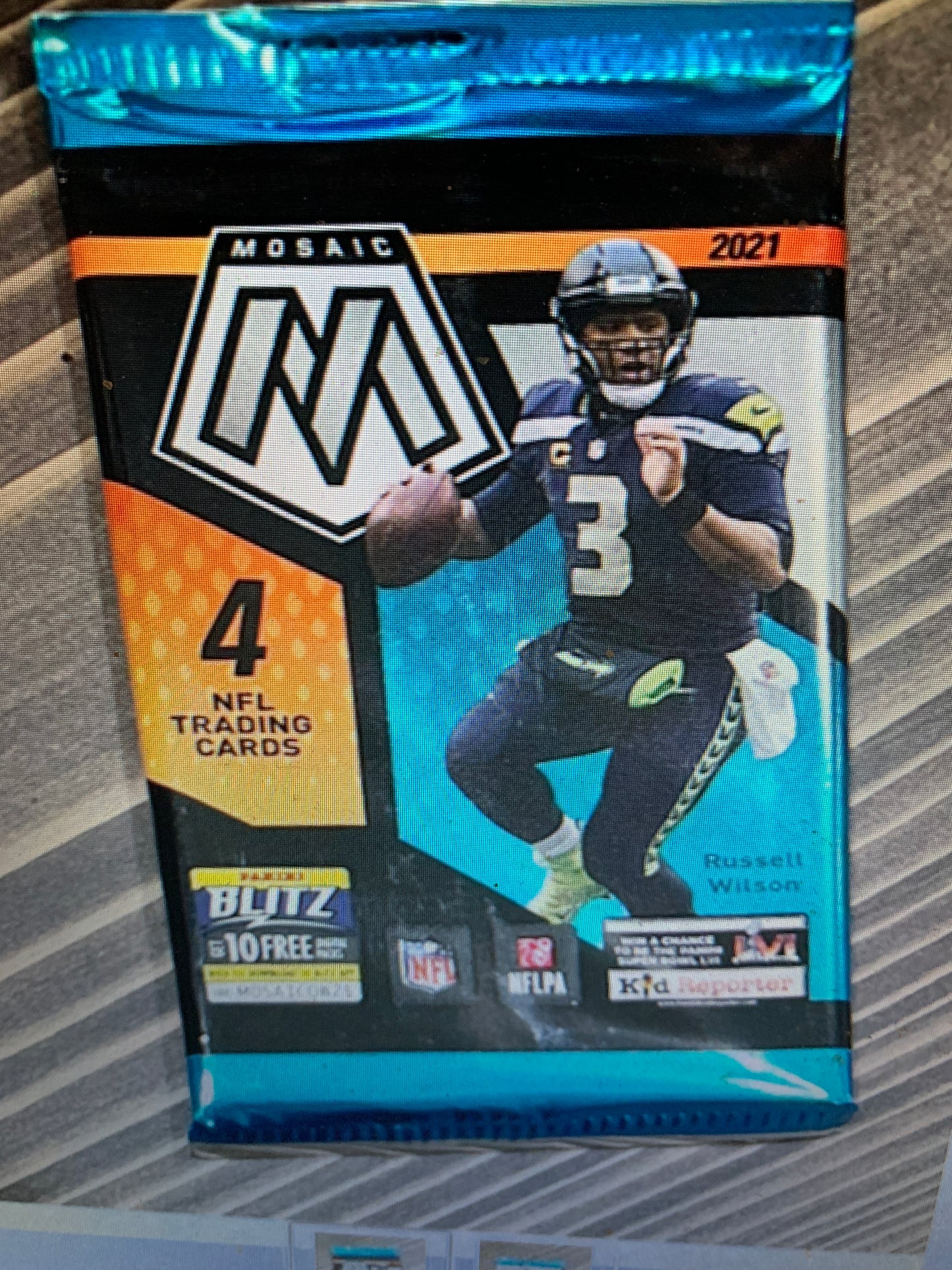 2021 PANINI NFL MOSAIC ONE 4 CARD PACK FROM A BLASTER BOX