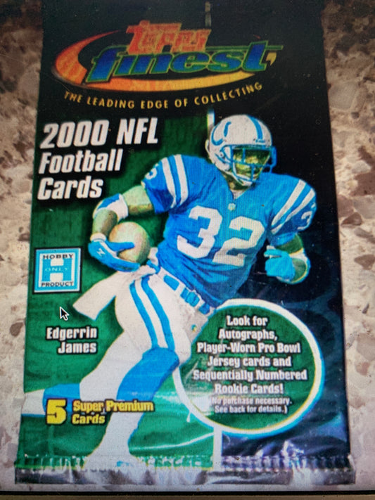 2000 Topps finest football Hobby Single Pack