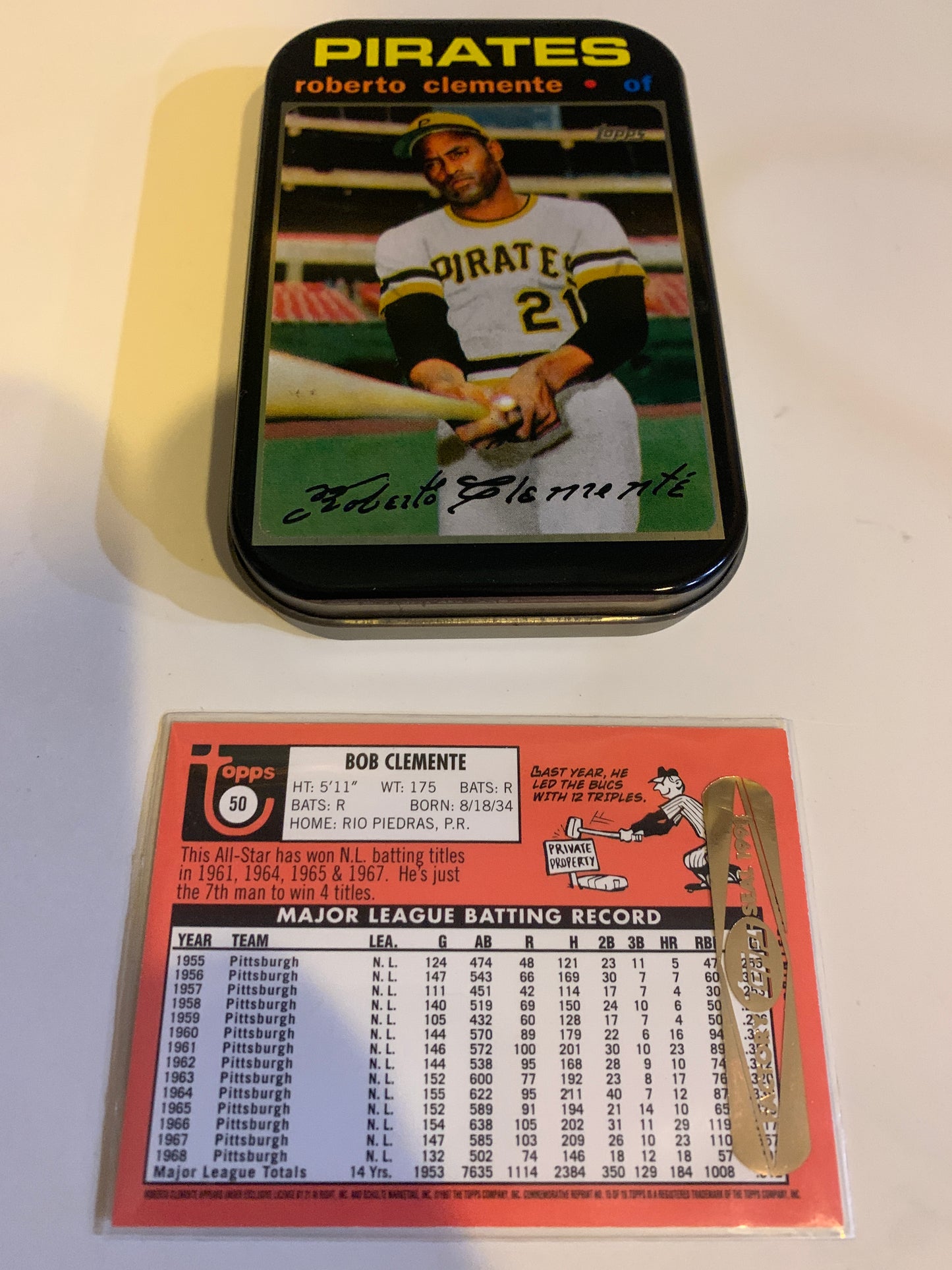 1998 Topps Roberto Clemente Commemorative 1955 Tin empty. With 1 Card