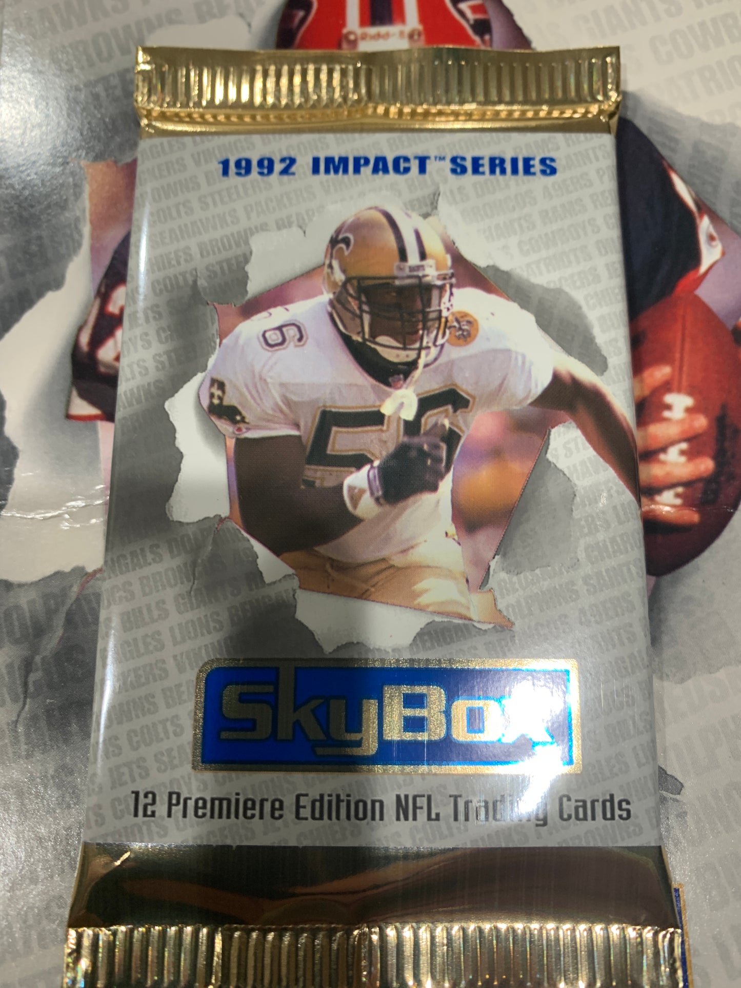 1992 Skybox The Impact Series Football Pack